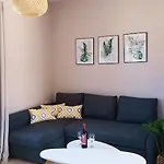 Verano Oasis Apartment_near The Sea-free Parking Διαμέρισμα